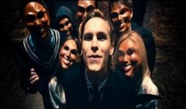 大逃杀电影在线观看,生存游戏背后的残酷现实，在线观看揭示人性深渊