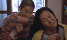 后妈爆料两个孩子视频在线观看,两个孩子视频在线观看事件始末