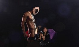 疯狂假面在线观看,在线观影，揭秘面具背后的疯狂世界