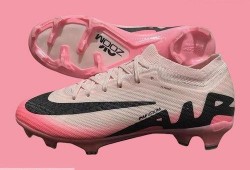 足球鞋最新爆料