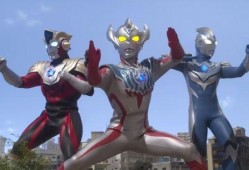 泰迦奥特曼皮套爆料视频,神秘力量觉醒，战斗形态大揭秘！